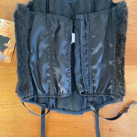 NWT: Faux Fur Shirley of Hollywood Corset w/ Garter Belts - Picture 3 of 7